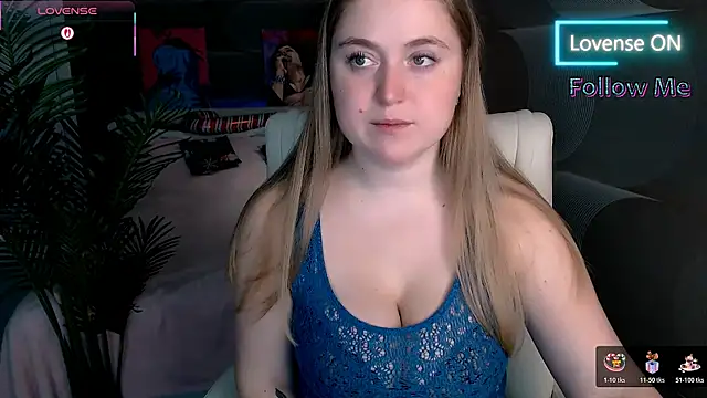 Kate Moan online show from 19, 12, 2025