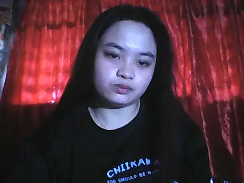 Snapshot of pinayyours18 chatting on 13, 1, 2026 pinayyours18 online show from 13, 1, 2026