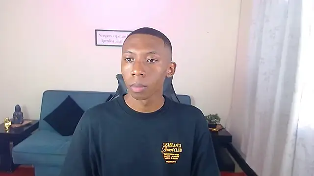 Snapshot of Miilo18 chatting on 3, 12, 2025 Miilo18 online show from 3, 12, 2025