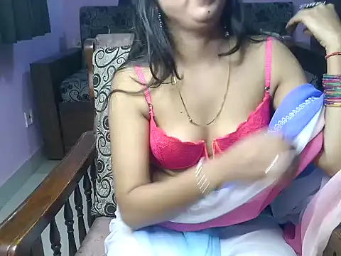 Snapshot of Hotty_maya1 chatting on 13, 11, 2025 Hotty maya1 online show from 13, 11, 2025