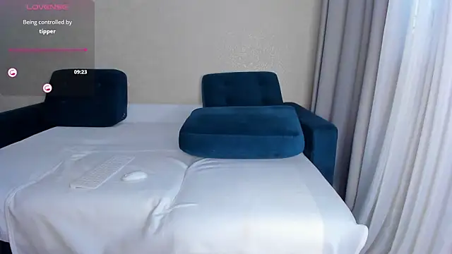 Snapshot of pandora_gold chatting on 25, 10, 2025 pandora gold online show from 25, 10, 2025