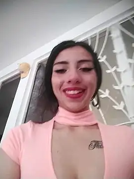 Snapshot of Mihasophia01 chatting on 17, 11, 2025 Mihasophia01 online show from 17, 11, 2025