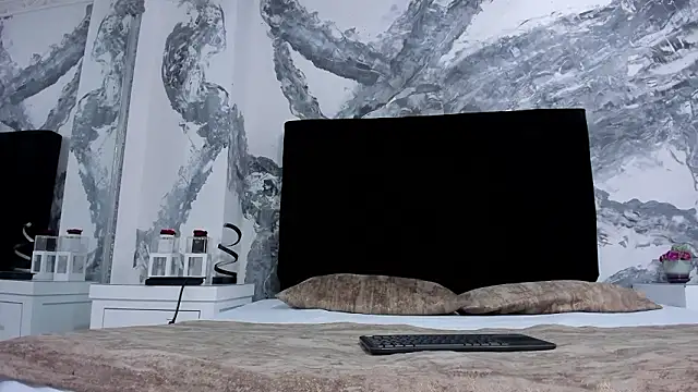 lilithDraven  online show from 3, 2, 2026