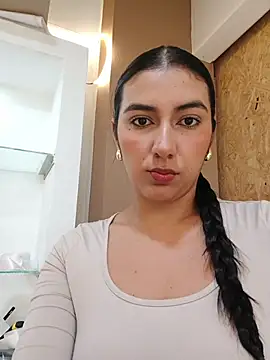 ViolettaWalton1 online show from 3, 8, 2026