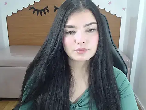 sarah rouse t  online show from 11, 11, 2025