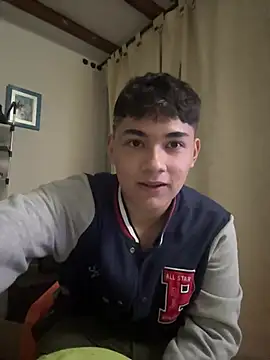 Santiagooo1233 online show from 4, 7, 2026