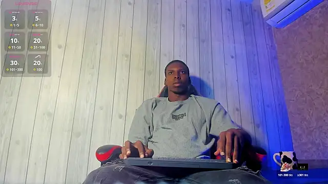 Snapshot of mike_aly chatting on 25, 11, 2025 mike aly online show from 25, 11, 2025