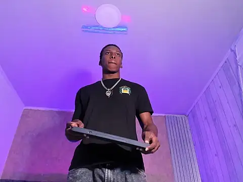 Snapshot of mike_aly chatting on 10, 1, 2026 mike aly online show from 10, 1, 2026