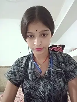 Mohnicute online show from 12, 5, 2026