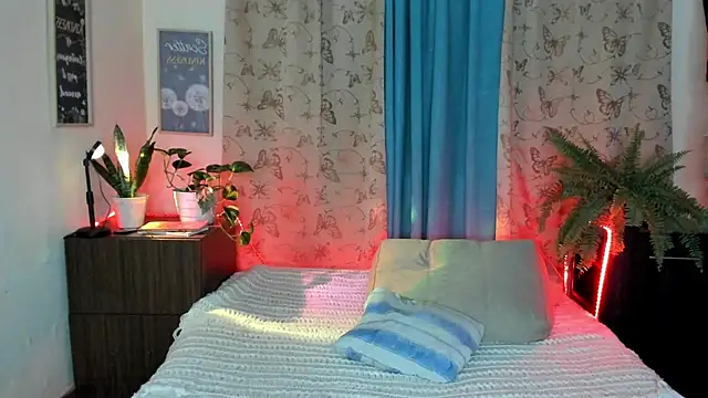 Angel White25 online show from 21, 11, 2025