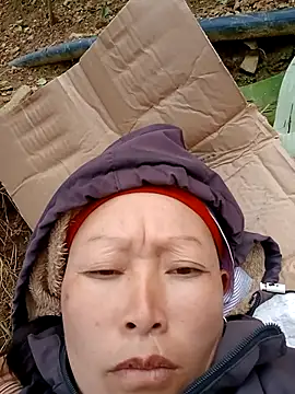 girl-hot2x online show from 14, 1, 2026