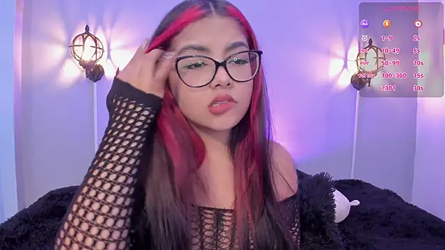 Snapshot of Stephany-roses- chatting on 16, 12, 2025 Stephany-roses- online show from 16, 12, 2025