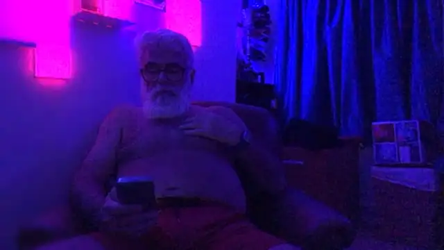 LeatherSdaddy online show from 8, 4, 2026