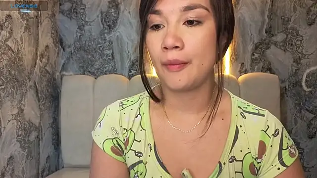 Snapshot of Violetta_jhonson_a chatting on 27, 6, 2026 Violetta jhonson a online show from 27, 6, 2026