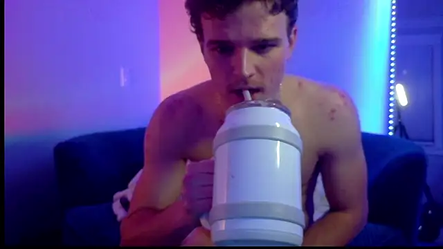 Snapshot of sculpteddesire chatting on 5, 12, 2025 sculpteddesire online show from 5, 12, 2025