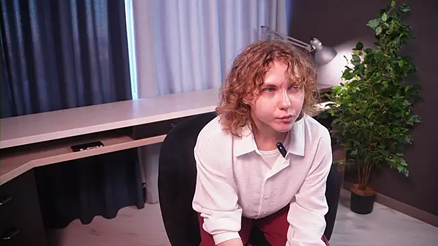 MinaBelsey online show from 18, 11, 2025