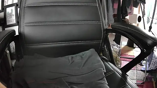 Chrisatmiami online show from 22, 11, 2025