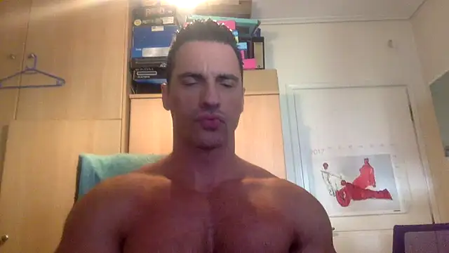 bubblemaleass35 online show from 13, 11, 2025