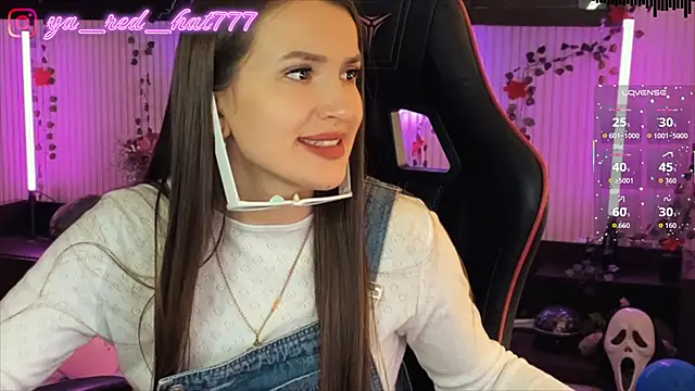 -RED HAT- online show from 12, 4, 2026