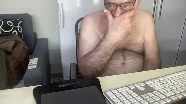 Snapshot of coach-karl chatting on 16, 3, 2025 coach-karl online show from 16, 3, 2025