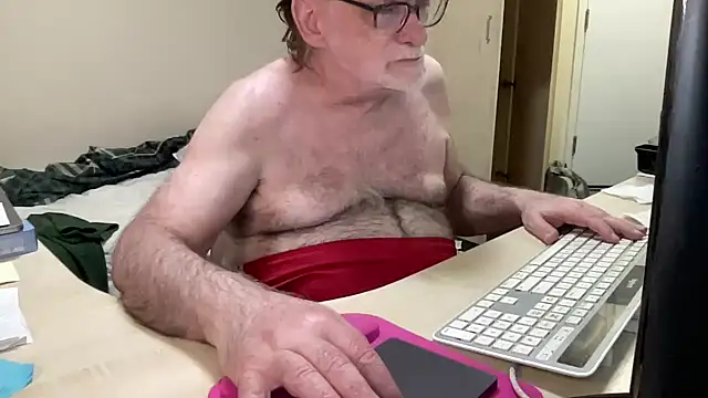 Snapshot of coach-karl chatting on 17, 5, 2026 coach-karl online show from 17, 5, 2026