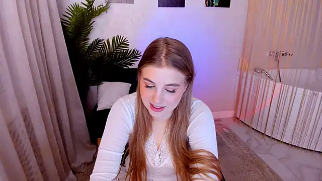 Snapshot of GoldenMirage chatting on 2, 12, 2025 GoldenMirage online show from 2, 12, 2025