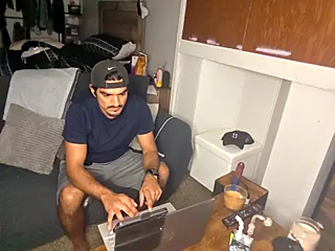 piggylatino online show from 13, 11, 2025