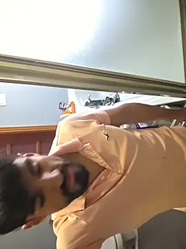 piggylatino online show from 5, 4, 2026