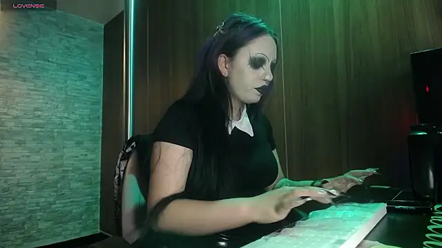 Belladonna trix online show from 3, 2, 2026