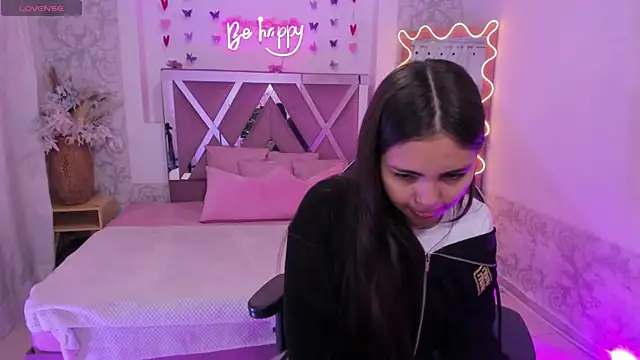 ISABELA TAY online show from 25, 3, 2026