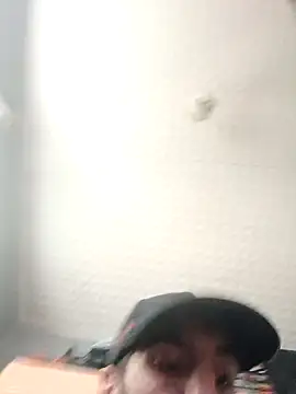 hotguy71000 online show from 24, 3, 2026