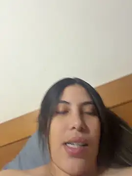 Snapshot of Anna_Bitch_Disgusting chatting on 5, 6, 2026 Anna Bitch Disgusting online show from 5, 6, 2026