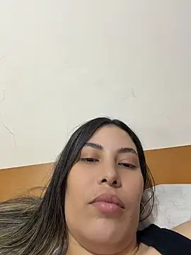 Snapshot of Anna_Bitch_Disgusting chatting on 5, 7, 2026 Anna Bitch Disgusting online show from 5, 7, 2026