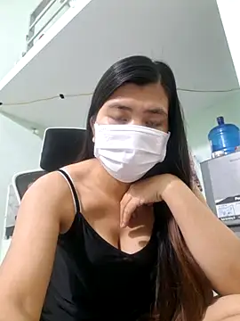 Snapshot of Misu6868 chatting on 15, 12, 2025 Misu6868 online show from 15, 12, 2025