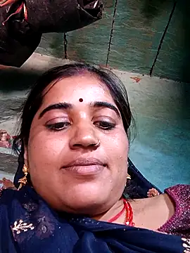 Hot kamla online show from 15, 4, 2026