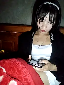 Snapshot of gugu0022 chatting on 22, 12, 2025 gugu0022 online show from 22, 12, 2025