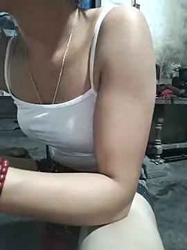 gugu0022 online show from 13, 4, 2026