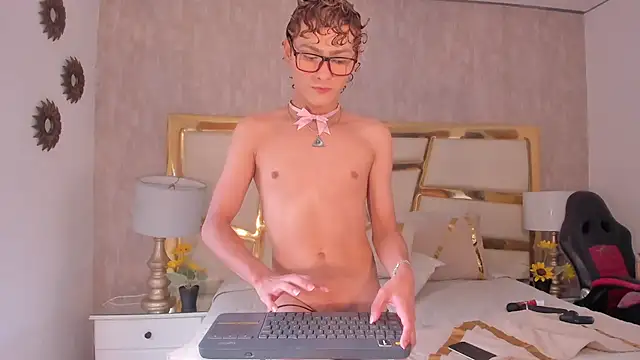 Snapshot of JacobRusso chatting on 18, 7, 2026 JacobRusso online show from 18, 7, 2026