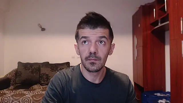 Snapshot of Dale_E chatting on 10, 12, 2024 Dale E online show from 10, 12, 2024