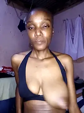 Beverlygurlx6 online show from 19, 3, 2026