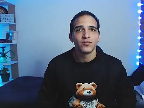 Snapshot of Maax30233 chatting on 13, 11, 2025 Maax30233 online show from 13, 11, 2025