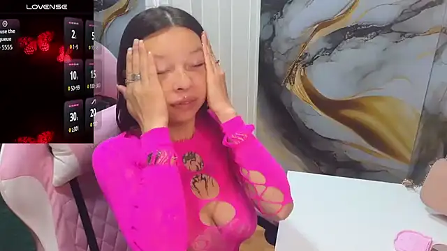 Snapshot of _mery_23 chatting on 18, 11, 2025 mery 23 online show from 18, 11, 2025