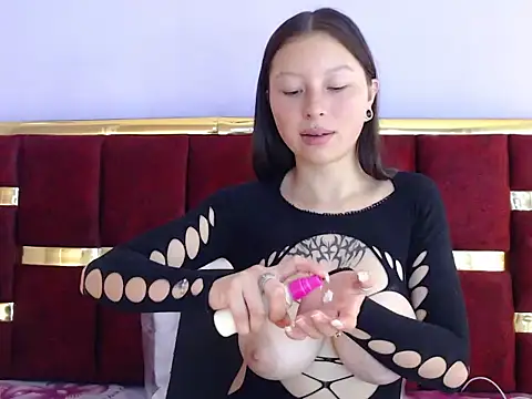 Snapshot of _mery_23 chatting on 25, 11, 2025 mery 23 online show from 25, 11, 2025