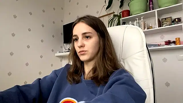 Snapshot of SweetieKatie chatting on 21, 11, 2025 SweetieKatie online show from 21, 11, 2025