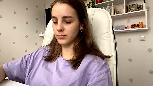 Snapshot of SweetieKatie chatting on 25, 11, 2025 SweetieKatie online show from 25, 11, 2025