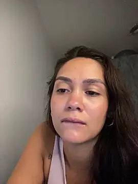 carolsapequinha online show from 10, 4, 2026