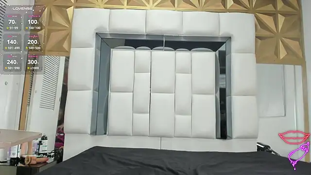 Estefanny lopez19 online show from 9, 4, 2026