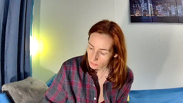 Leila cam18 online show from 25, 5, 2026