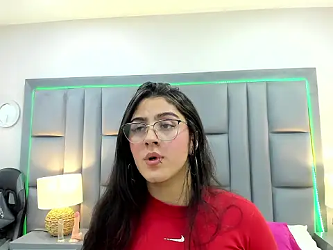 LuisaFranco online show from 30, 11, 2025