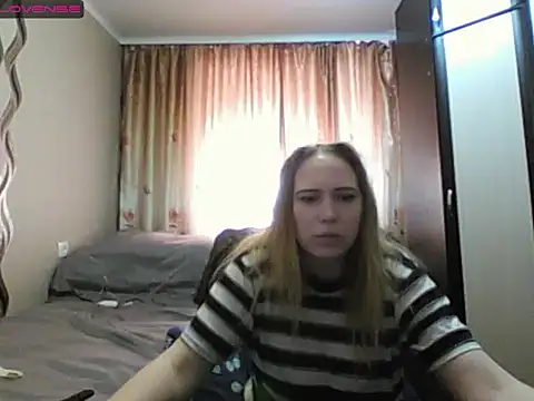 Snapshot of JenniDeep chatting on 31, 3, 2026 JenniDeep online show from 31, 3, 2026